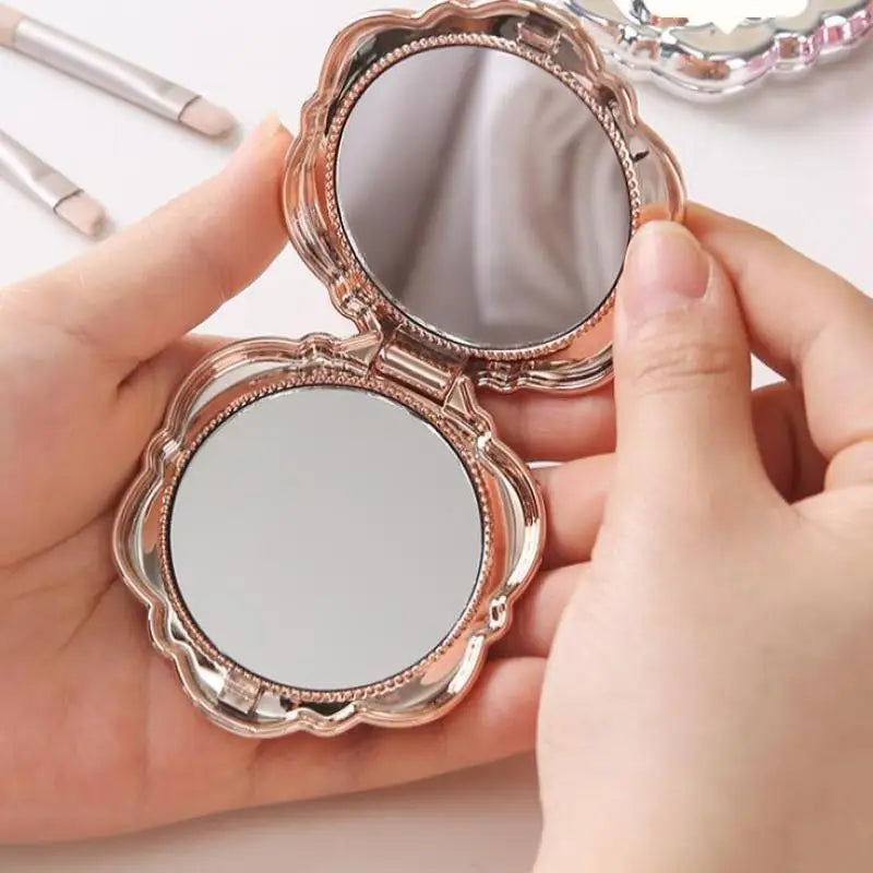 1PCS Portable Retro Rose Flower Mini Mirror Small Pocket Makeup Mirror Double Sided Hand Mirrors Compact Cosmetic Beauty Tool